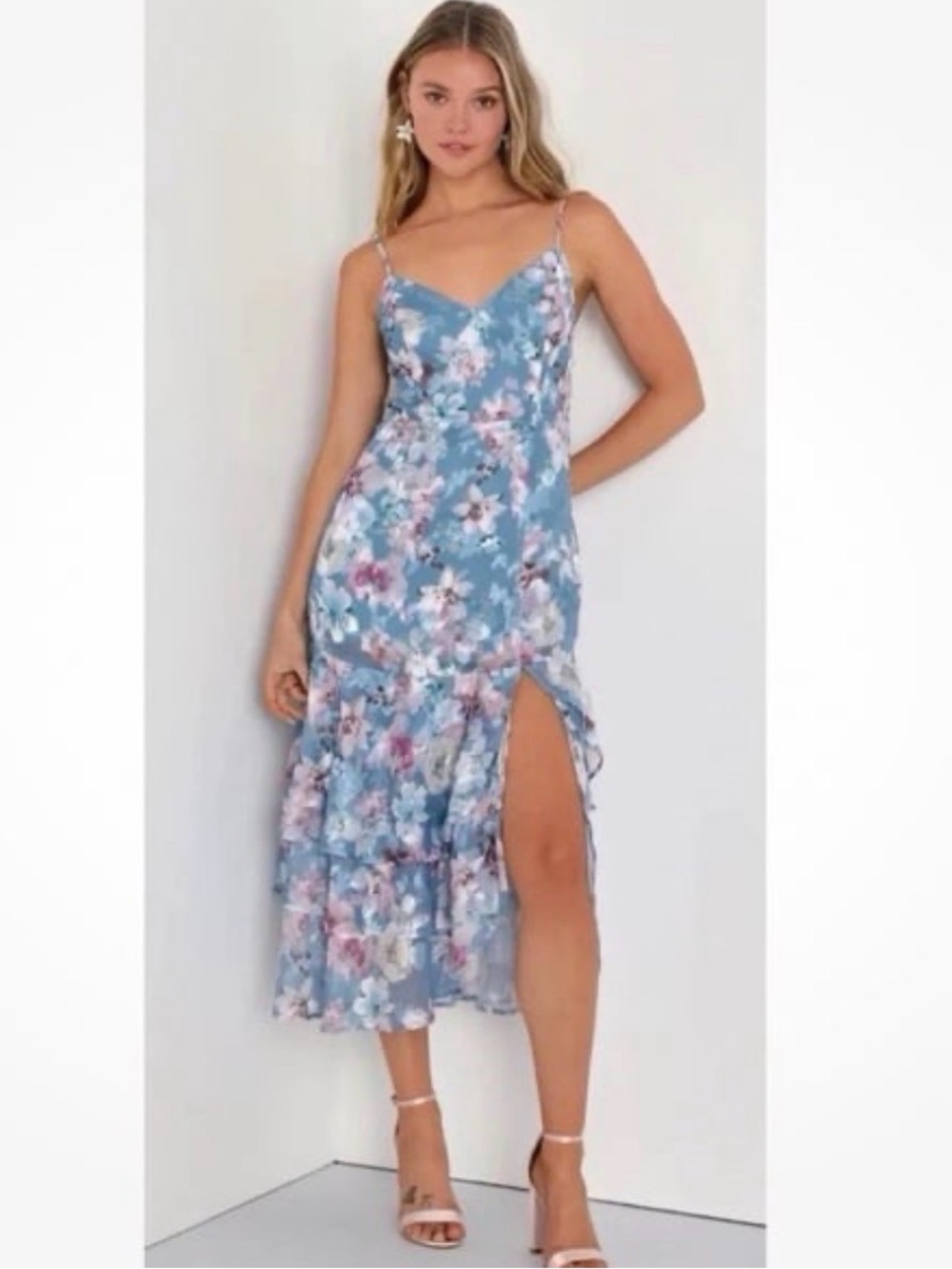 NWT Lulus Blue Floral Jacquard Tiered V-Neck Strappy Midi Dress Zip Women’s M